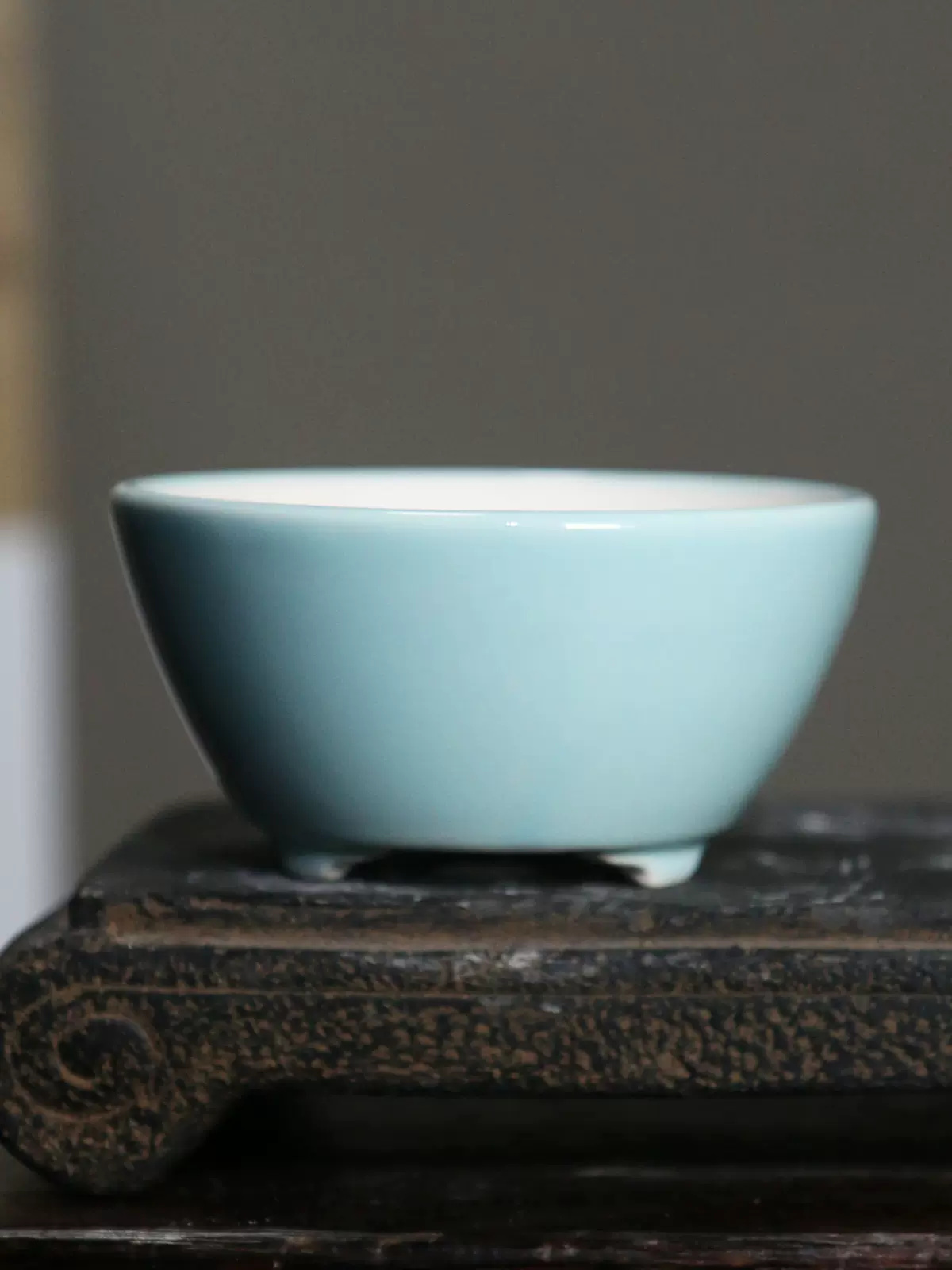 หม้อบอนไซทรงกลมพอร์ซเลนสีสันสด - Plant Pot Small Desk บทวิจารณ์และราคา
