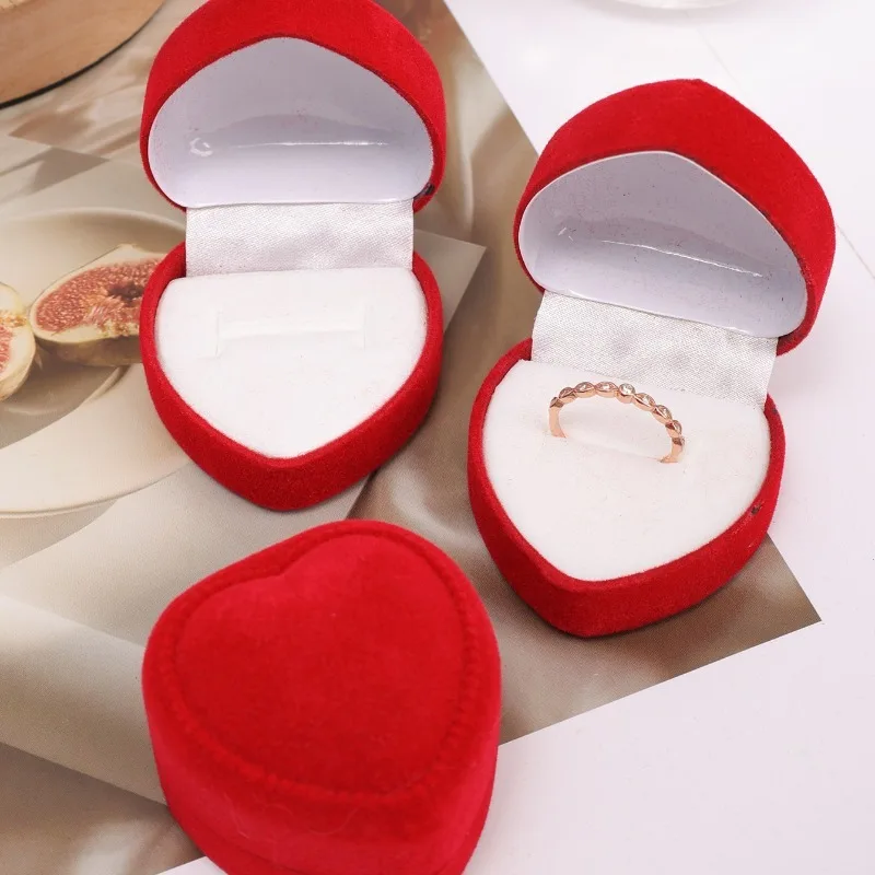กล่อง Cincin bentuk Hati สีแดง - Ring Binder Box บทวิจารณ์และราคา